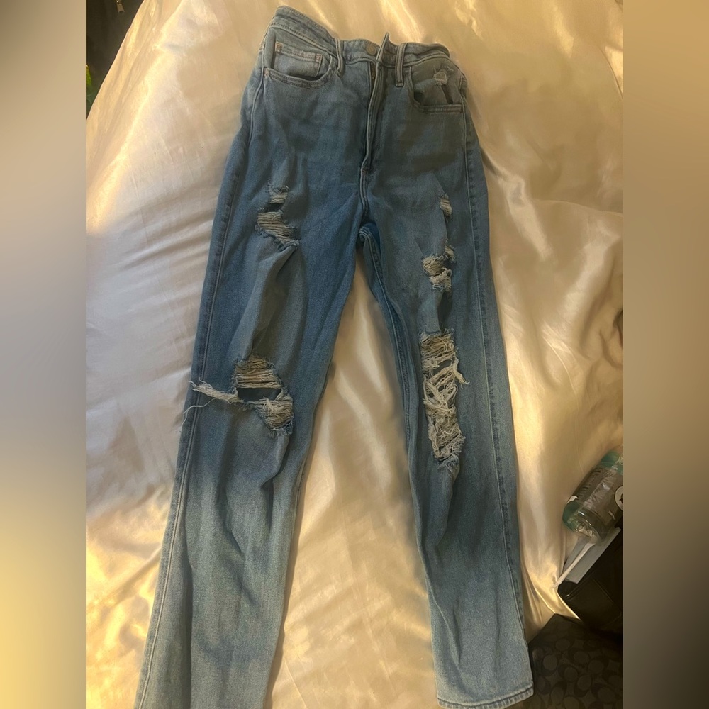 Vintage boyfriend ripped jeans